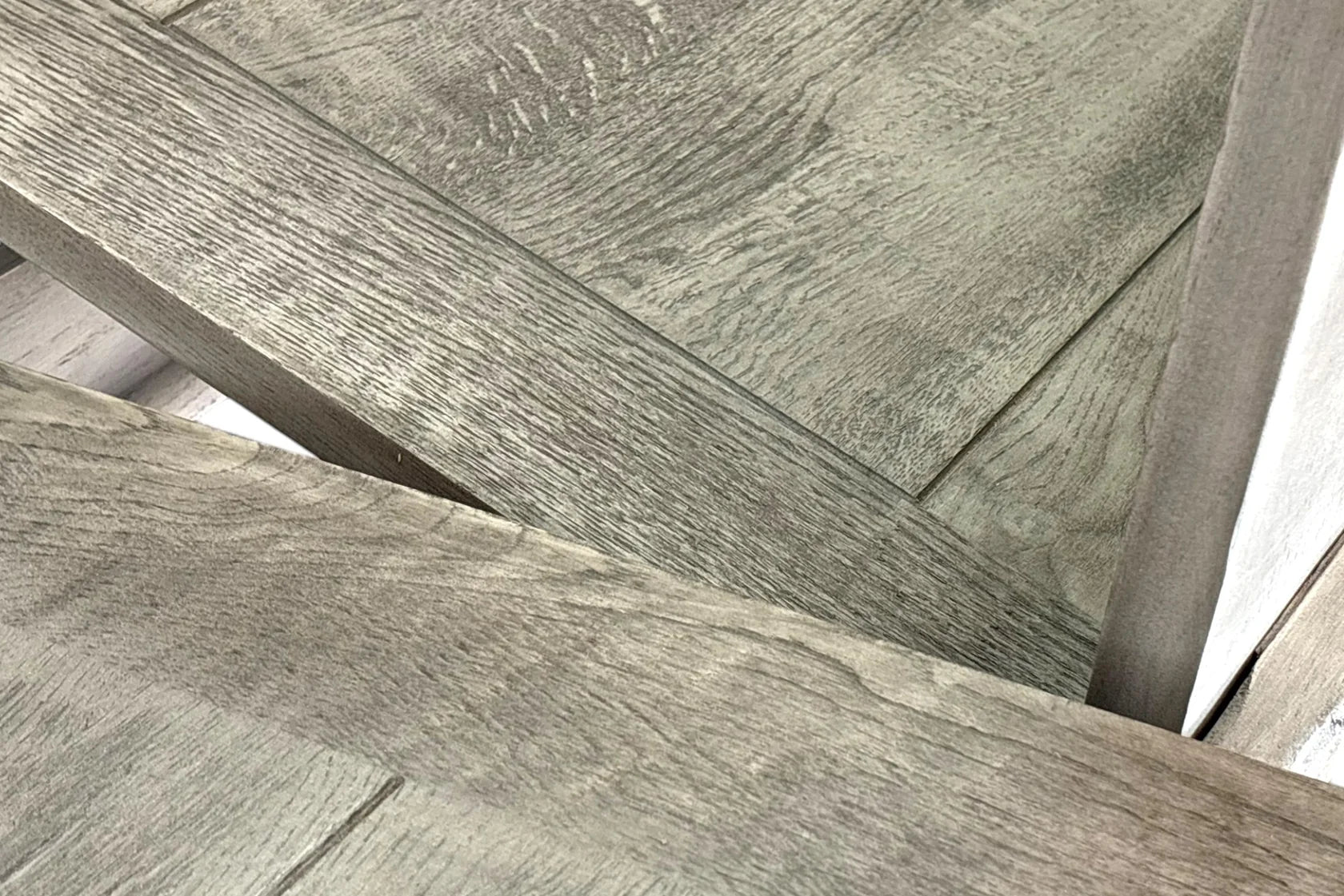 Masa extensibila FLUTURE - pe stoc